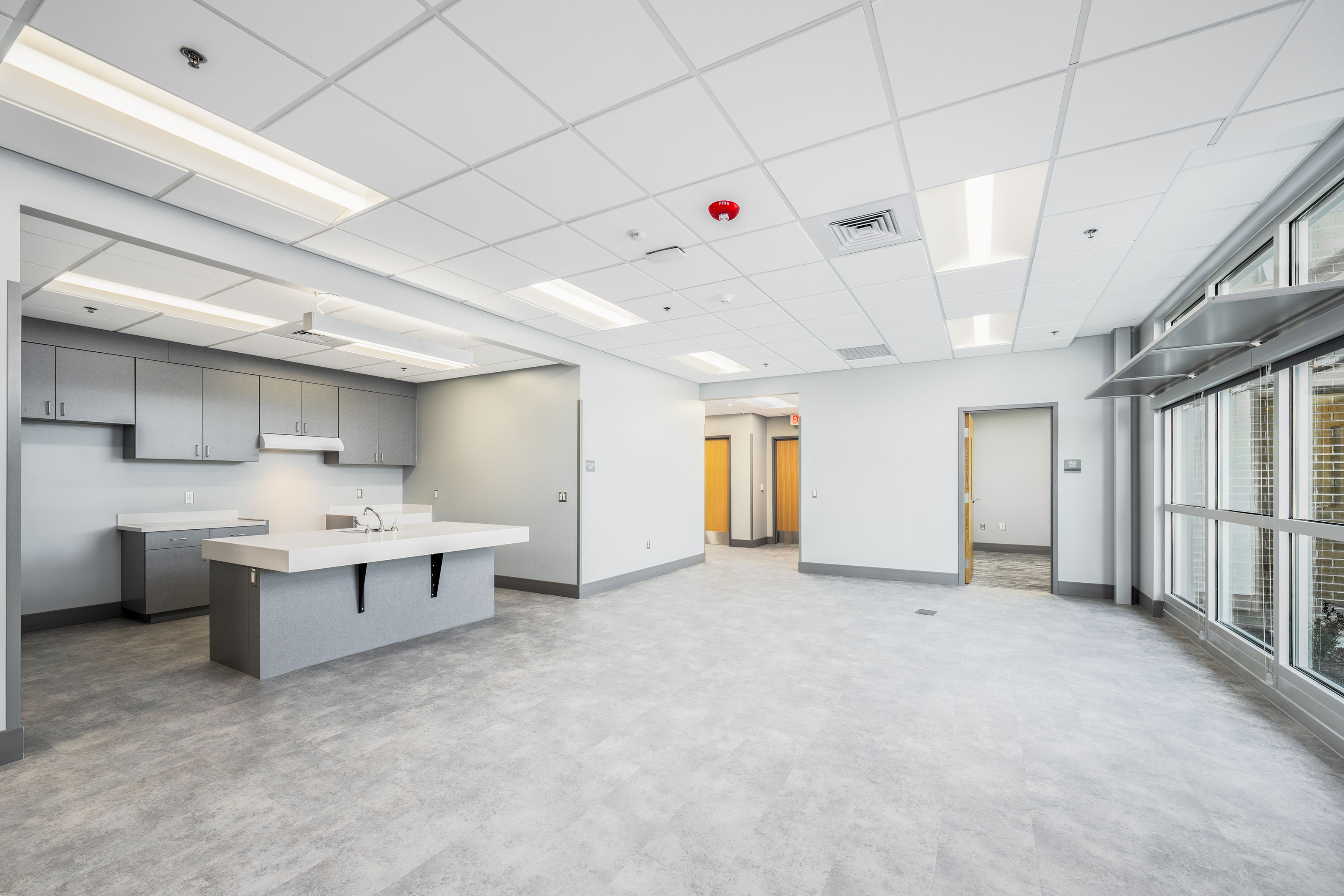 Ash Waccamaw Multi-Use Lounge